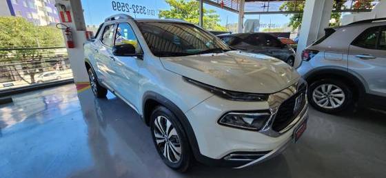 FIAT TORO 2.0 16V TURBO DIESEL VOLCANO 4WD AT9